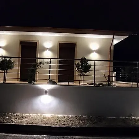 δίκταμο 公寓 *