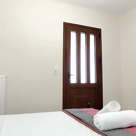 δίκταμο Apartment *